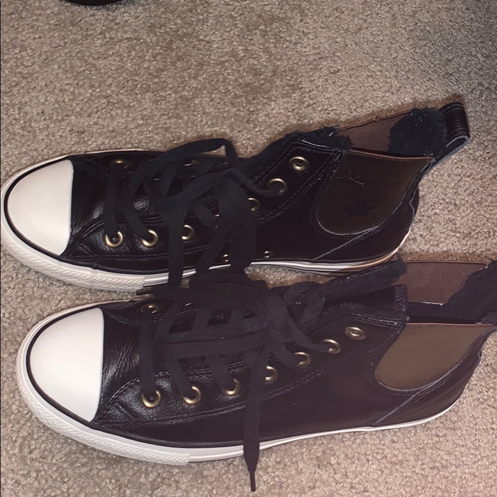 Women’s 8 converse
